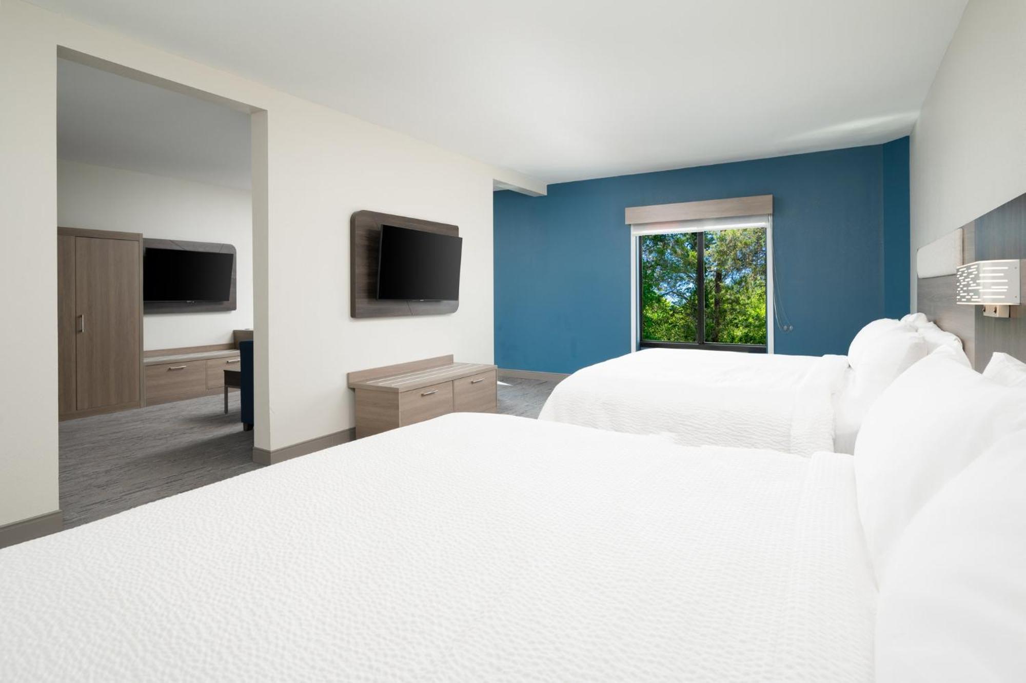Holiday Inn Express Hotel & Suites Newport South By Ihg Exterior photo