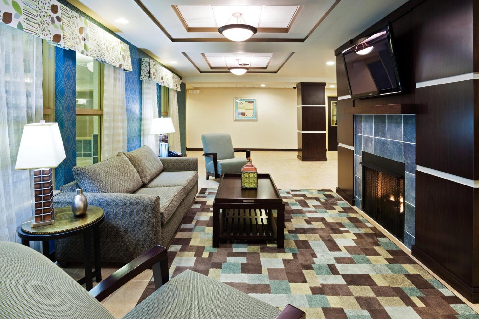 Holiday Inn Express Hotel & Suites Newport South By Ihg Exterior photo